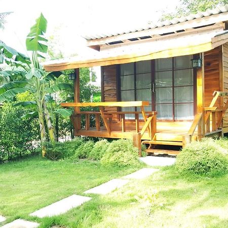Home No.9 Koh Lanta Exterior photo